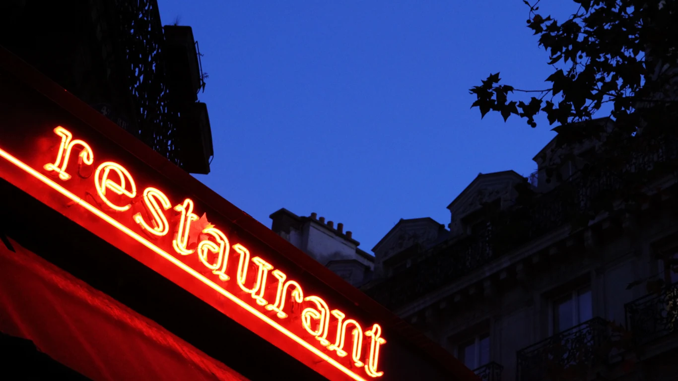 Música para restaurantes: cómo crear una experiencia con identidad propia 3 musica restaurante 5
